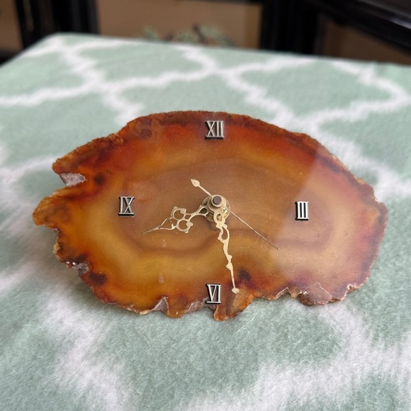 Amber Brown Agate slice Clock - Picture 1 of 5